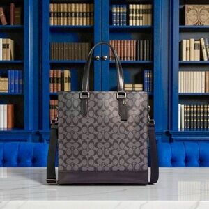 COACH Graham Structured Tote in Signature Canvas - Charcoal/ Black (Style C3232)